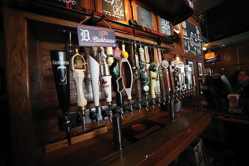 mcshane's irish pub - detroit bars