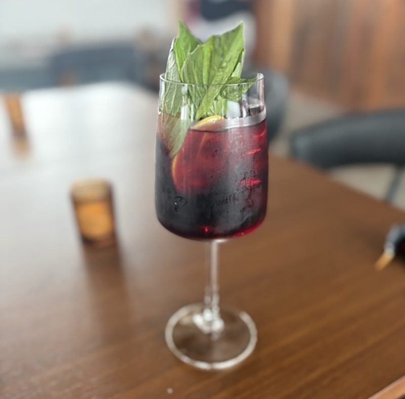 Kalimotxo cocktail.